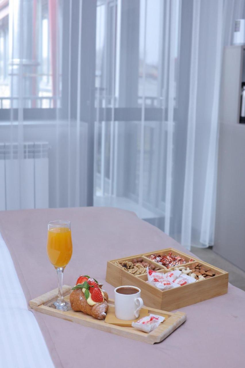 Chief Hotel ギュムリ エクステリア 写真